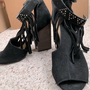 Black suede fringed peep-toe sandals